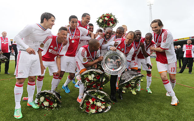 In het seizoen 2013/14 pakte Ajax de landstitel na een 1-1 gelijkspel bij Heracles.