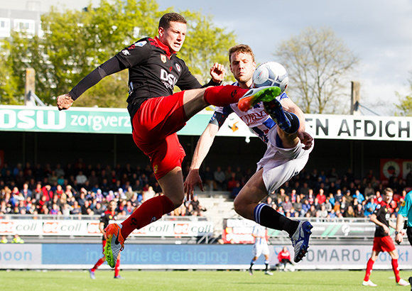 Excelsior sprokkelt zondag weer een puntje tegen SC Heerenveen, dat daardoor het laatste restje hoop op de play-offs om een ticket naar de Europa League ziet verdwijnen (1-1).