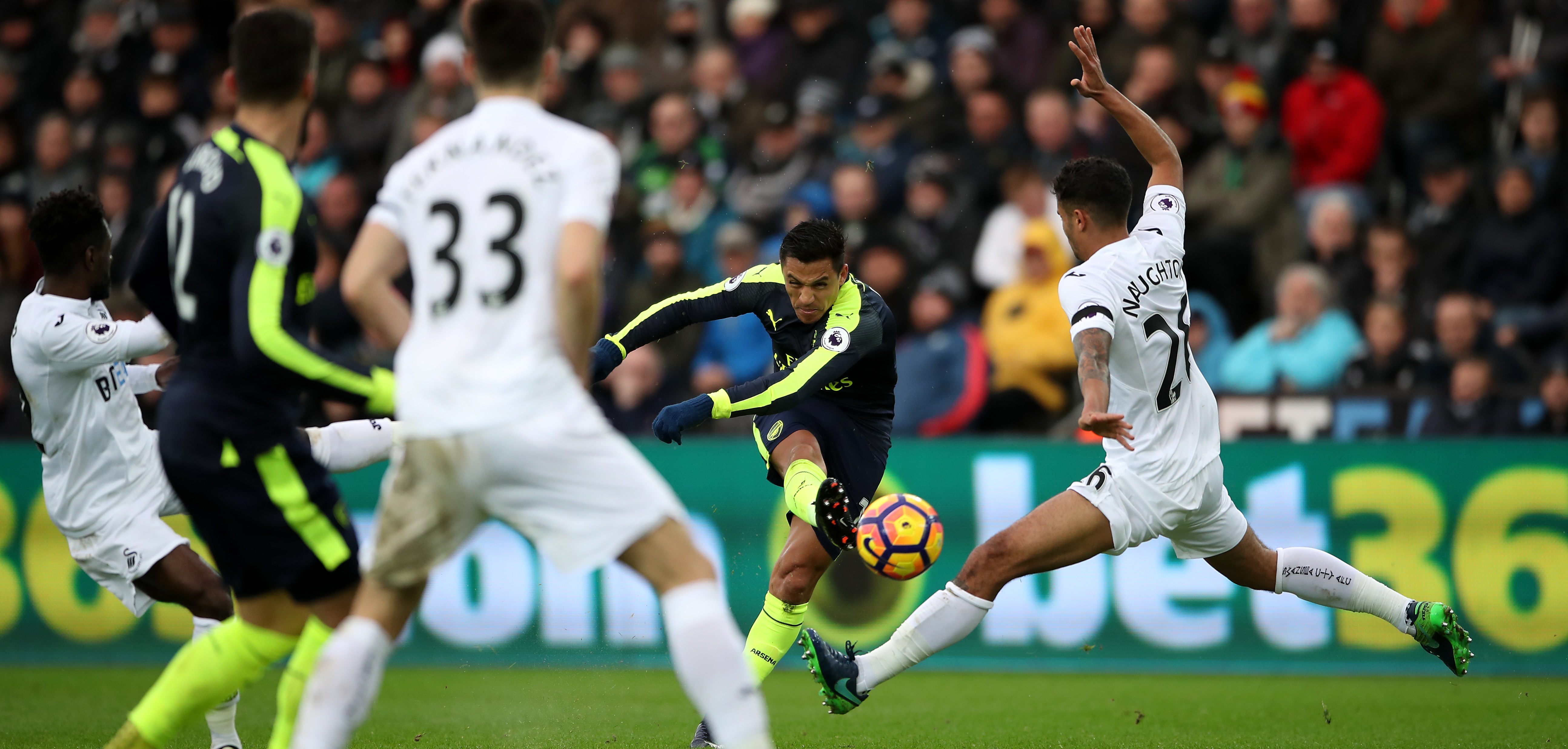 Alexis Sánchez zorgde voor de 0-4 namens Arsenal.