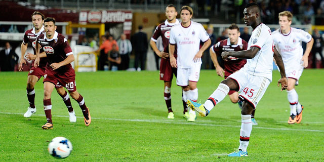 Ook in de uitwedstrijd tegen Torino scoort Mario Balotelli ver in blessuretijd uit een, eveneens dubieuze, strafschop. Het was een van de acht goals die AC Milan dit seizoen al in de slotfase maakte.