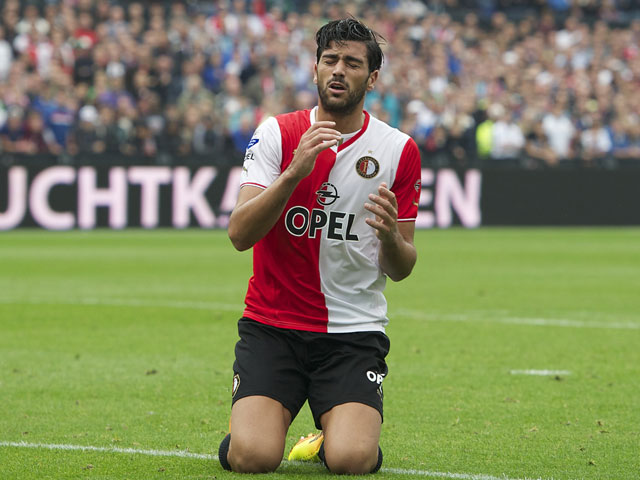 Juichen zit er de laatste tijd minder in bij Graziano Pellè. De Italiaanse spits van Feyenoord staat zondag ook tegen FC Utrecht droog, al blijven de gevolgen uit getuige de 1-0 zege.