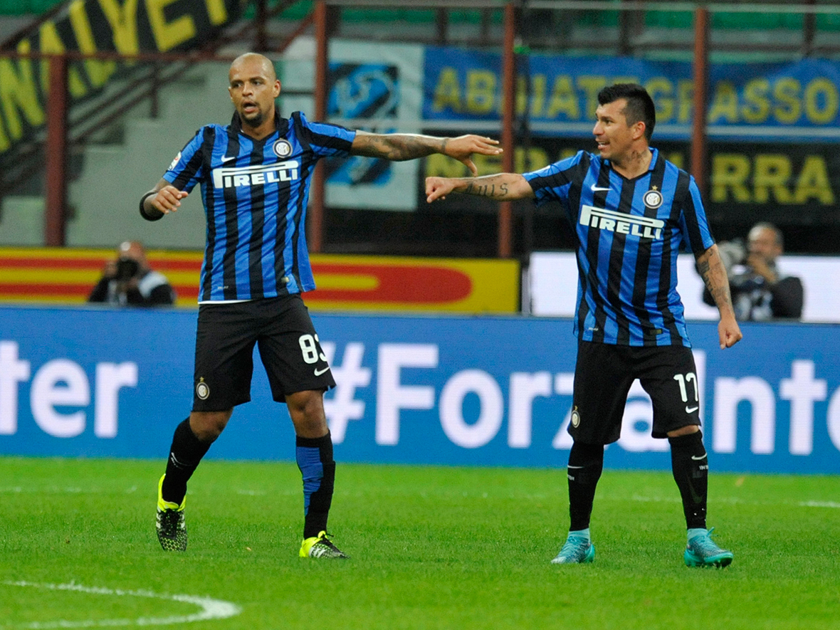 Felipe Melo en Gary Medel (rechts), de spijkerharde slopers op het middenveld van Inter.