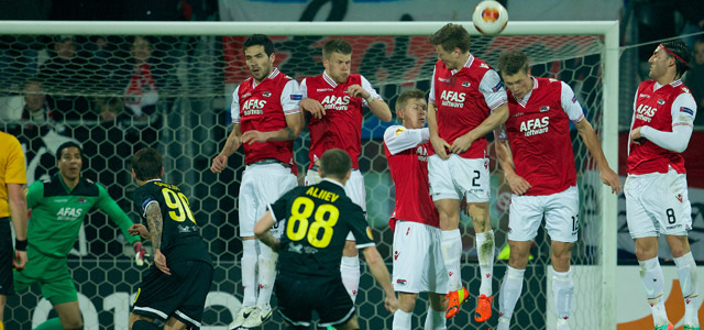 Het scheelde niet veel of AZ had donderdagavond een tegengoal moeten slikken van FC Anzhi. Zo stichtte Olexandr Aliyev veel gevaar met zijn vrije trappen.