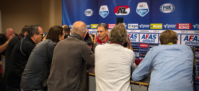 Marco van Basten maakte de media dinsdag op een persconferentie deelgenoot van zijn besluit.
