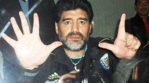 De voorspelling van Diego Maradona is duidelijk: 5-2 voor Nederland.