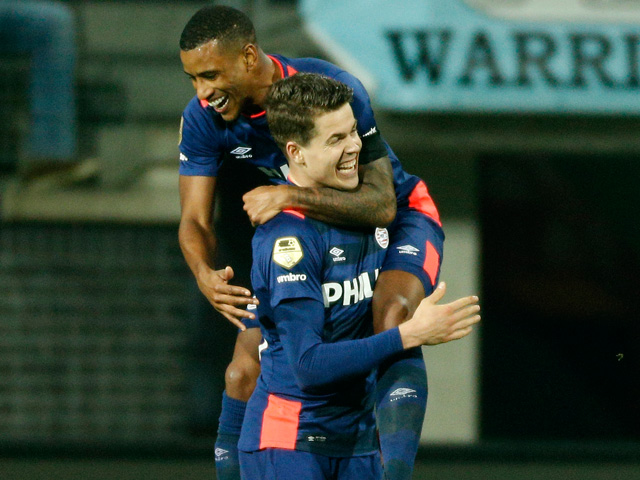 PSV verrast door Marco van Ginkel op de slotdag van de winterse transferperiode op huurbasis naar Eindhoven te halen. De middenvelder bewijst zijn waarde onder meer met twee doelpunten in het pittige uitduel met AZ op 2 april: 2-4.