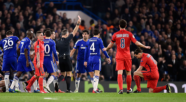 Vorig seizoen won PSG ondanks een rode kaart voor Zlatan Ibrahimovic in de return van Chelsea in de achtste finale van de Champions League. Zonder de geschorste Zweed was de latere winnaar Barcelona een ronde later echter te sterk.