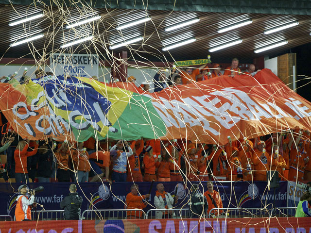 Feest van het Oranje-legioen. Nederland is zeker van het WK.