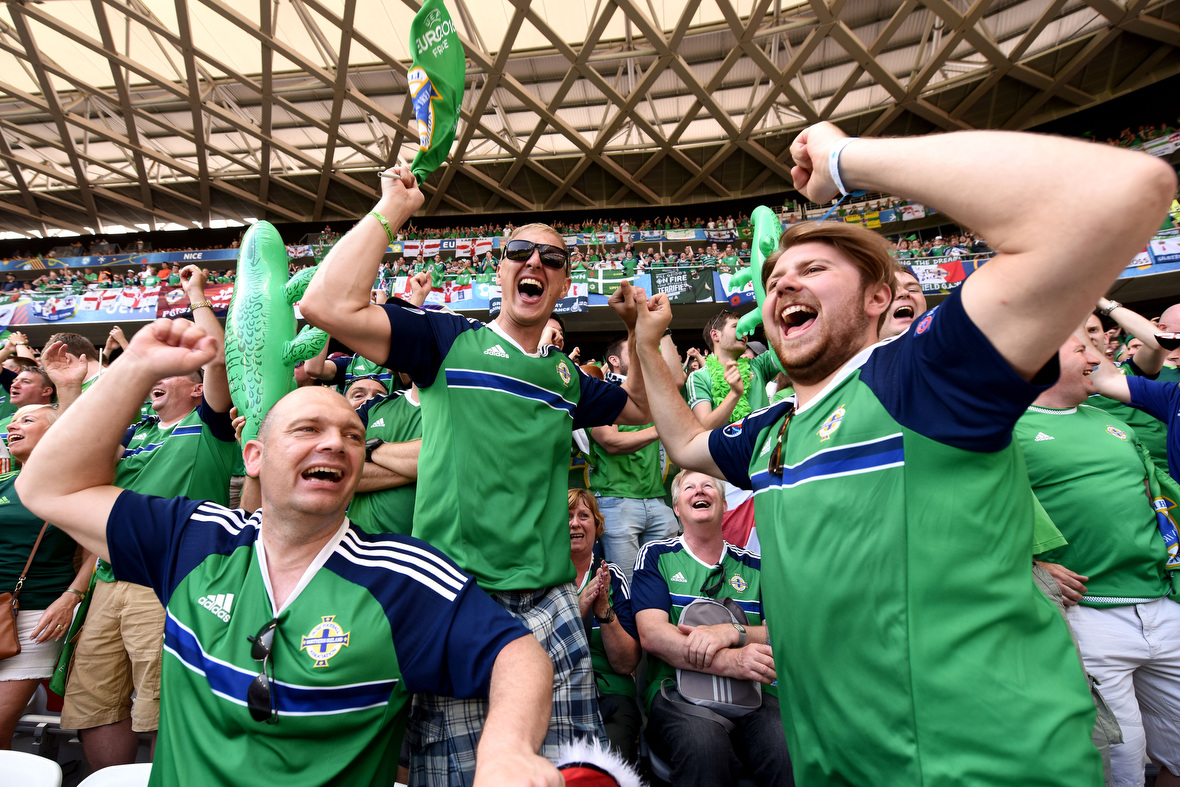 Winst of verlies: de Noord-Ierse fans maken er sowieso een feestje van.