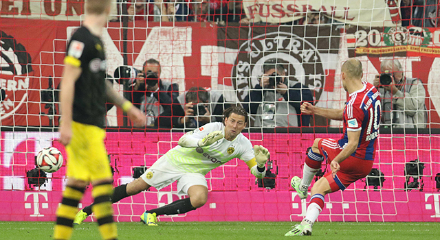 Arjen Robben was met zijn rake penalty in de slotfase de matchwinner tegen Borussia Dortmund.