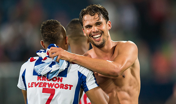 De Graafschap kreeg bij zijn terugkeer in de Eredivisie een realiteitscheck van SC Heerenveen (3-1). Het gaat er iets anders aan toe dan in de Jupiler League, liet onder anderen Mitchell Te Vrede zien.