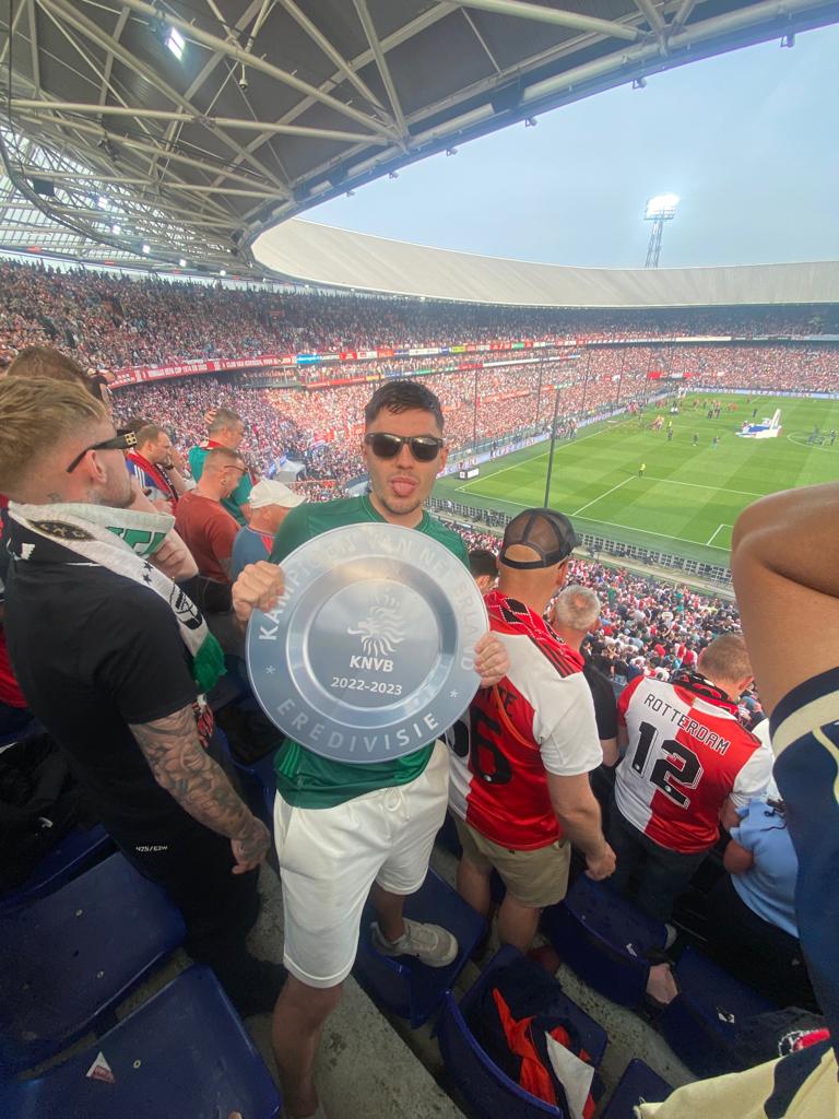 Feyenoord-supporter Danny de Koning in De Kuip. 