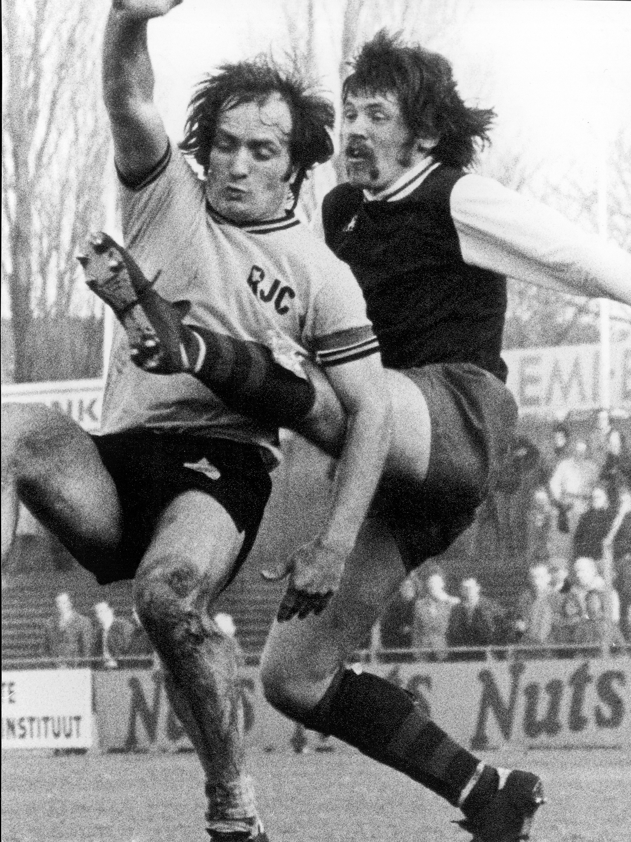 Johan Derksen versus Dick Advocaat tijdens een ontmoeting tussen Roda JC en Haarlem.