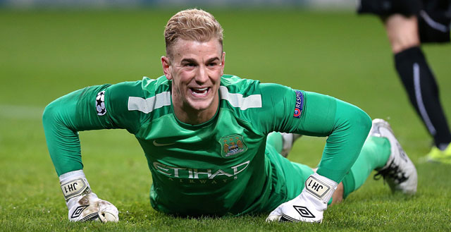 Doelman Joe Hart in actie namens Manchester City in de Champions League.