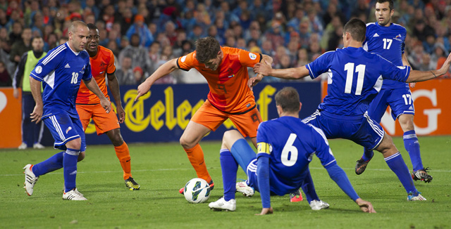 Beeld uit de laatste ontmoeting tussen Nederland en Andorra op 12 oktober 2012 (3-0 zege).