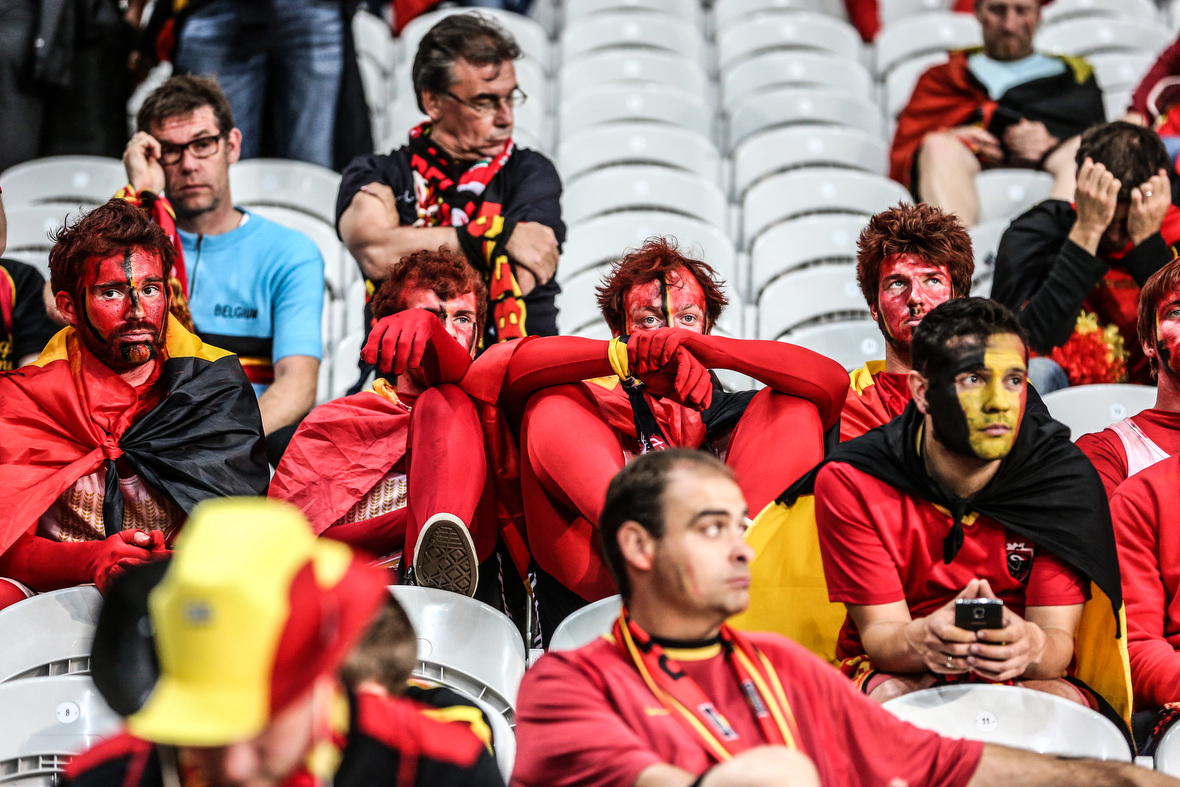 De supporters van België zien het niet meer zitten...