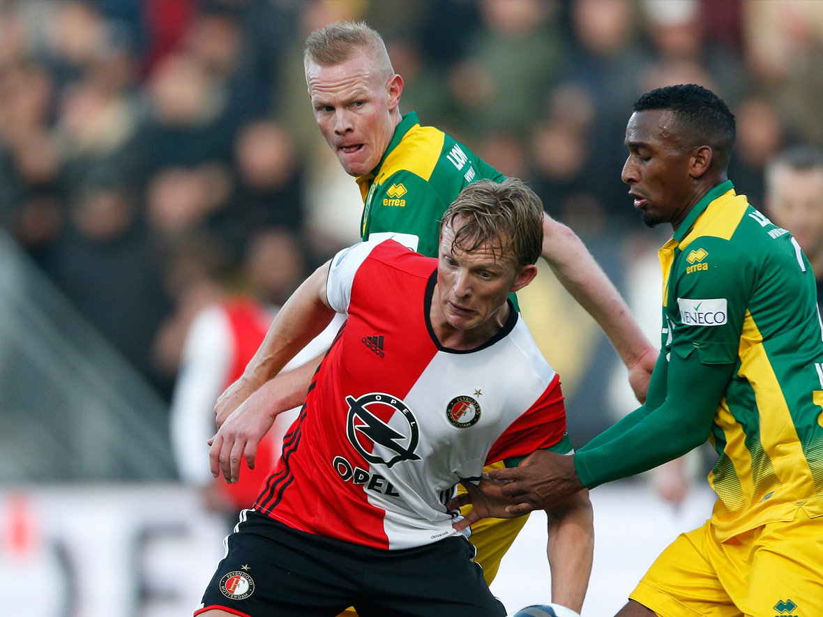 De veelbesproken Dirk Kuijt stond tegen ADO Den Haag weer in de basis bij Feyenoord. De aanvoerder kon zijn stempel niet op de wedstrijd drukken.
