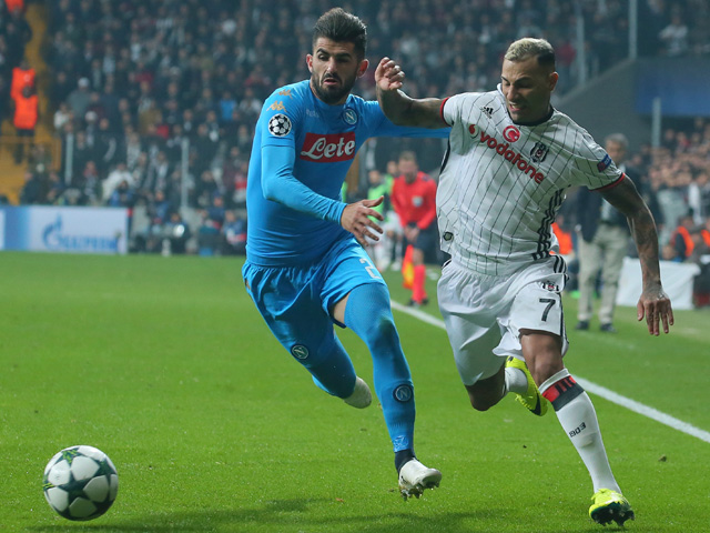 Elseid Hysaj, hier in duel met Ricardo Quaresma van Besiktas, staat in de belangstelling van Manchester United.