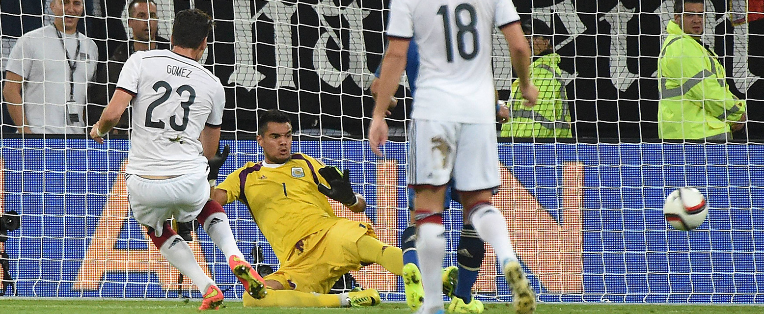 Mario Gómez was tegen Argentinië (4-2 nederlaag) behoorlijk ongelukkig in de afronding.