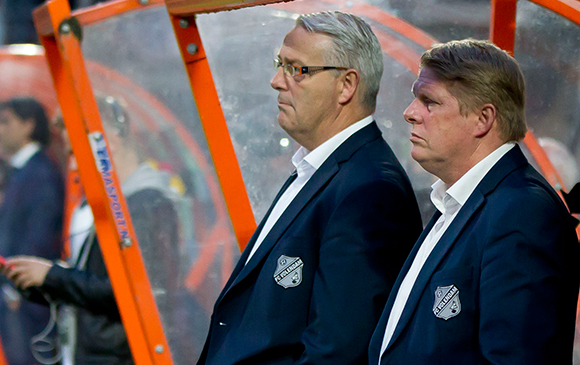 Johan Steur (rechts) liep als assistent van Hans de Koning met FC Volendam tot drie keer toe promotie mis.